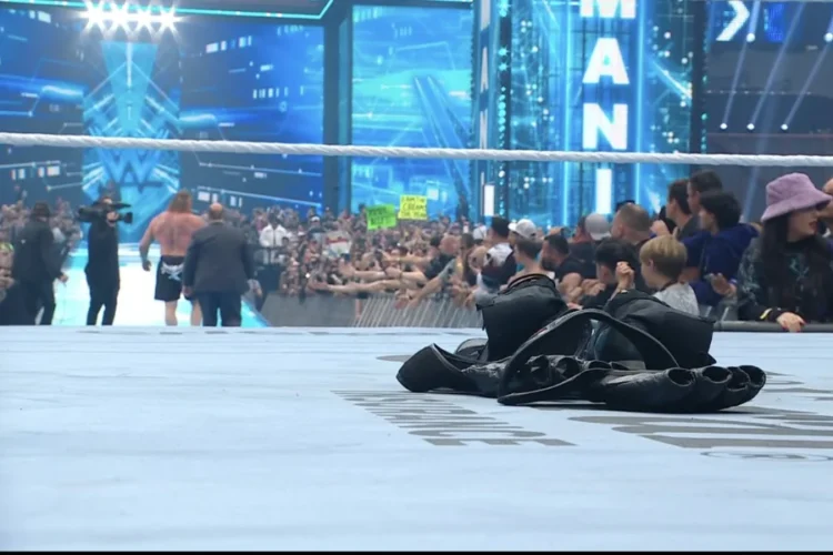 Brock Lesnar es derrotado y deja los guantes en el ring – WrestleMania 42