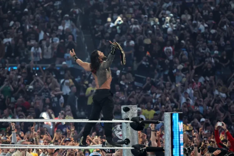Roman Reigns derrota a CM Punk y es el nuevo Campeón Mundial Peso Pesado – WrestleMania 42